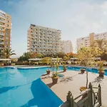 Cozy Two Bedroom In Caesar & Spa, Long *