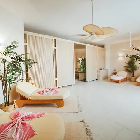 Cozy Two Bedroom In Caesar & Spa, Long Apartment *