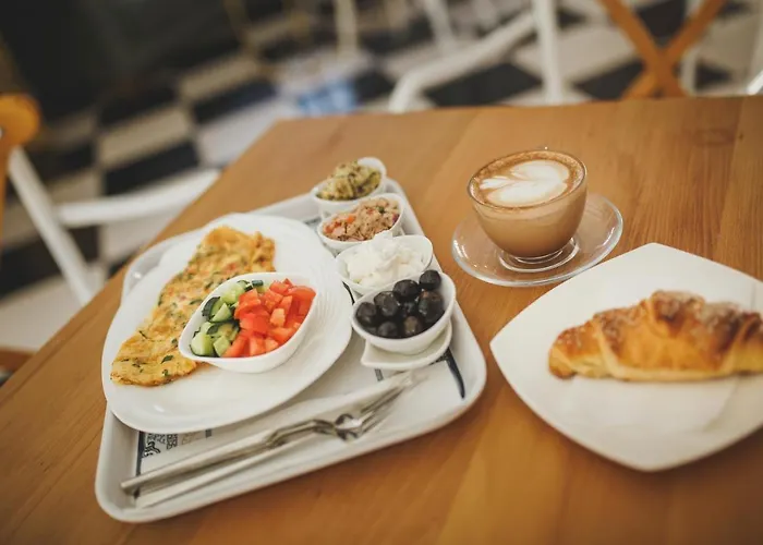 Cozy Two Bedroom In Caesar & Spa, Long Perivolia tou Trikomou