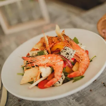 Cozy Two Bedroom In Caesar & Spa, Long Διαμέρισμα Perivolia tou Trikomou