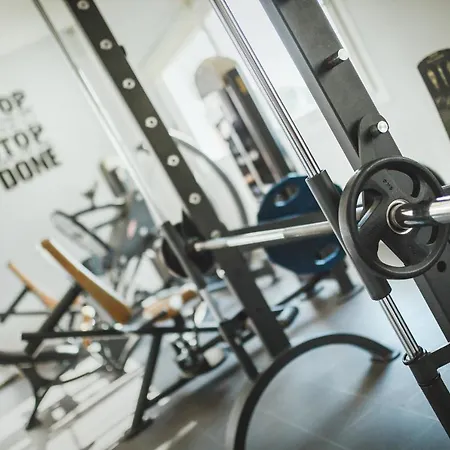 Apartment Cozy Two Bedroom In Caesar & Spa, Long *