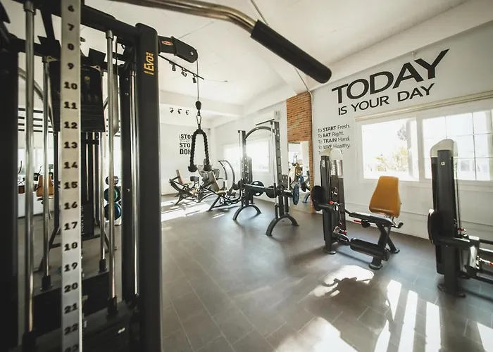 Cozy Two Bedroom In Caesar & Spa, Long 公寓 *